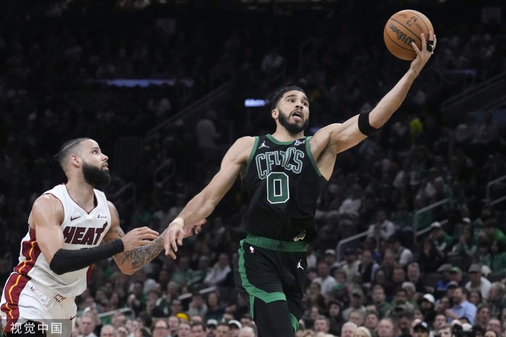 WTT常规赛：女单4号种子惨败！申裕斌一轮游，0-3不敌国乒非主力